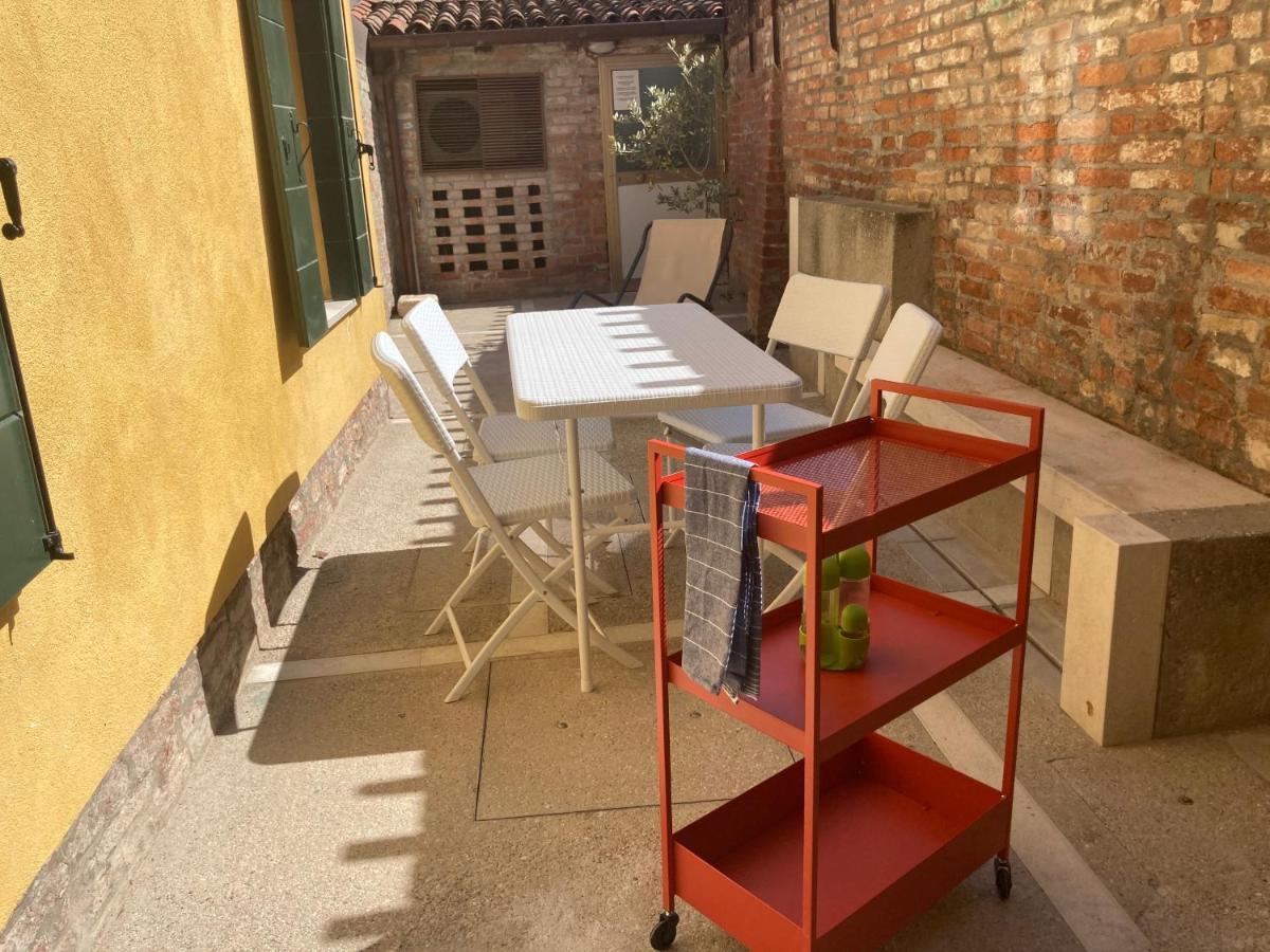 Appartamento Tre Archi Con Corte Privata Venice Exterior photo
